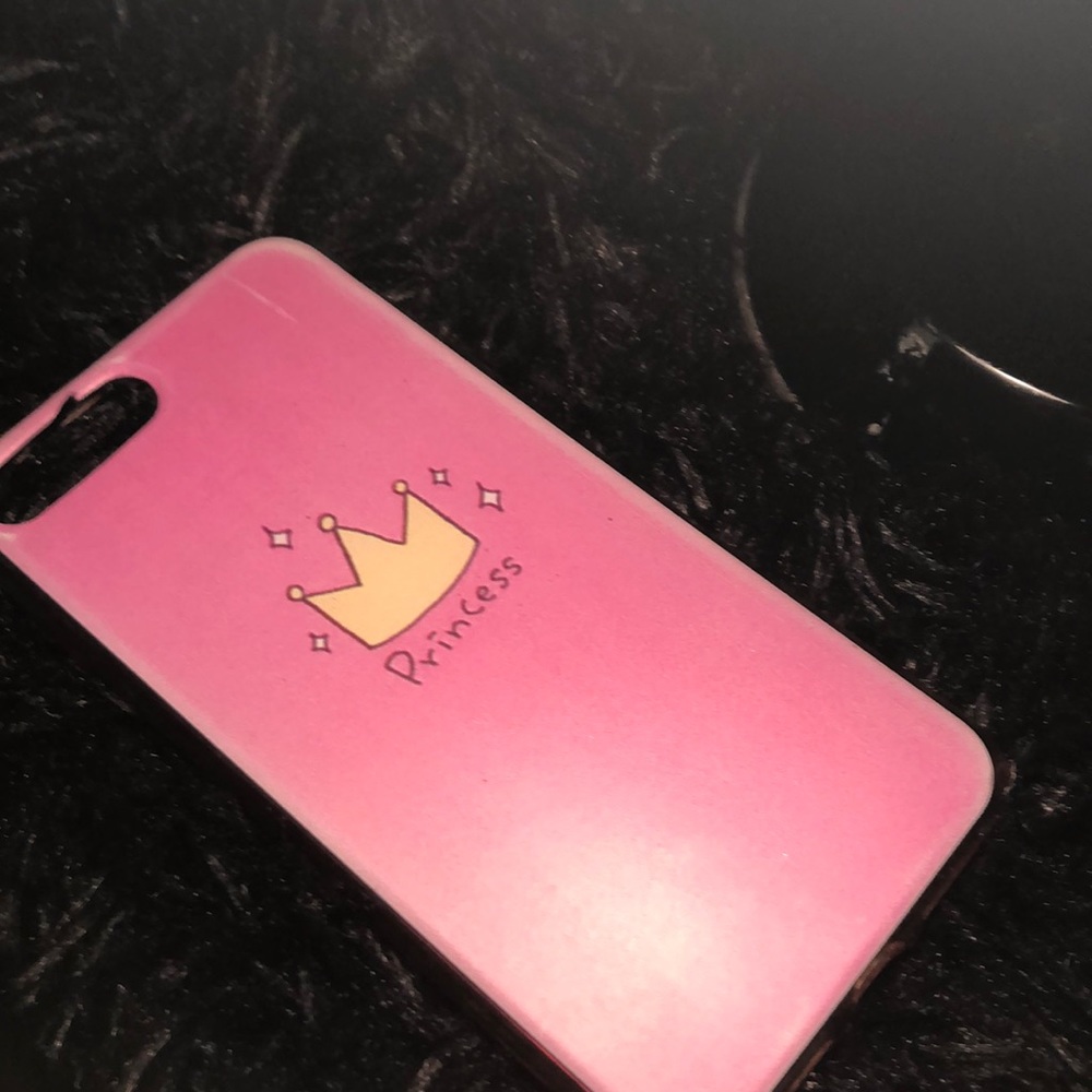 Iphone 8 plus case - Picture 2 of 3
